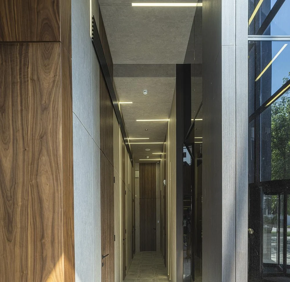 Офис продаж ЖК "ALIA"
для девелоперской компании ViHolding